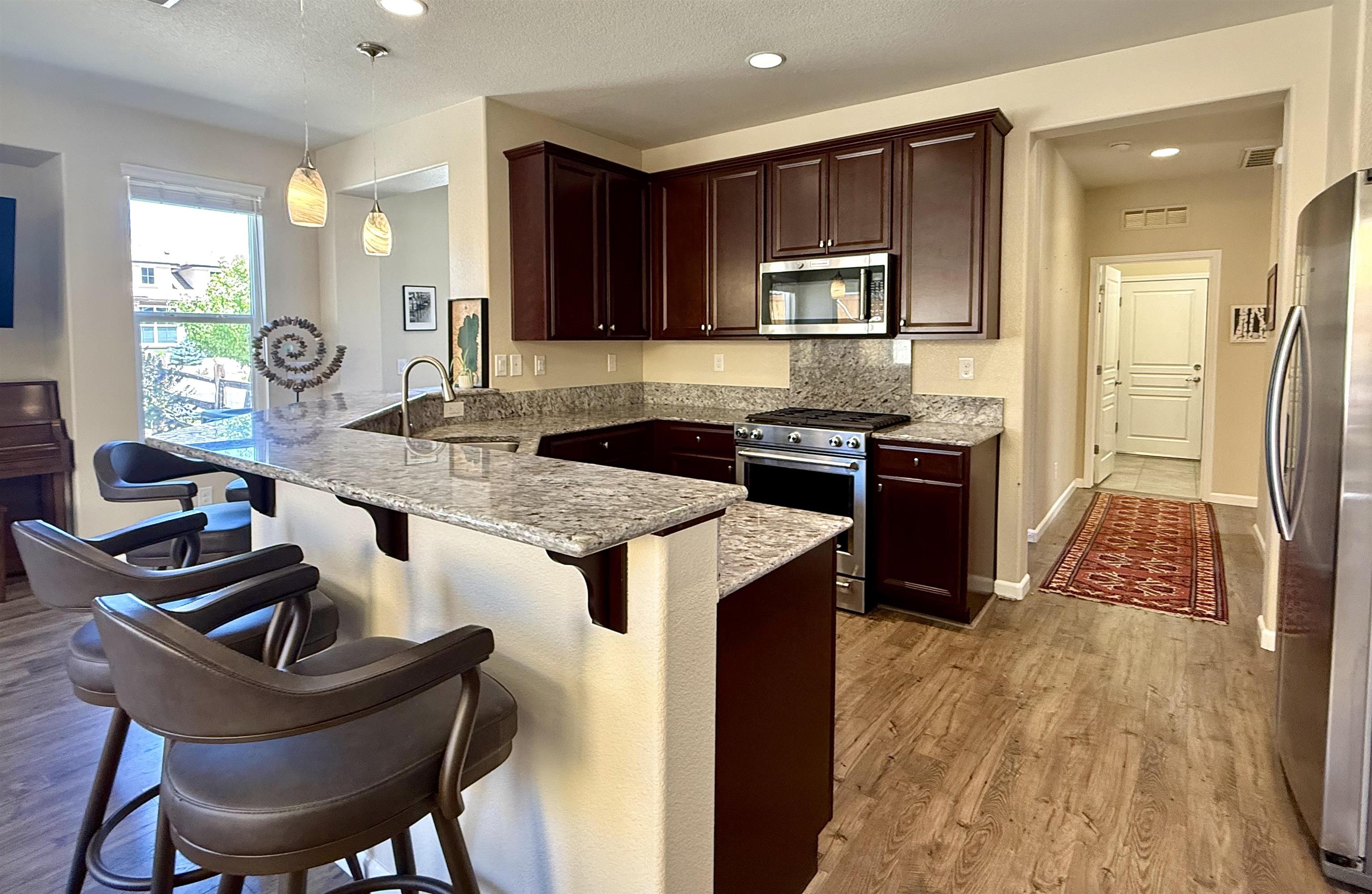 1095 Tazewell Trail