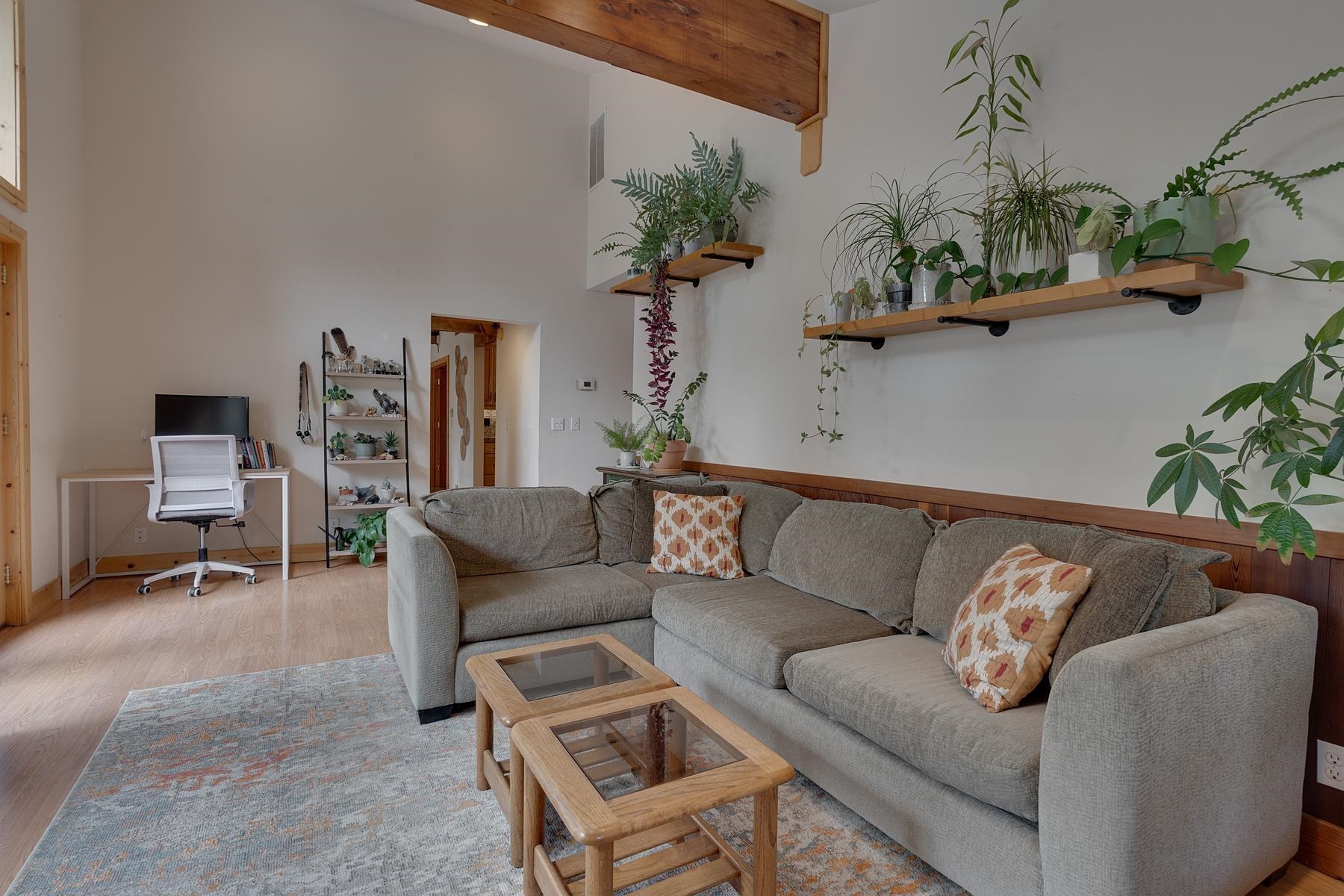 105 Shoreview Drive