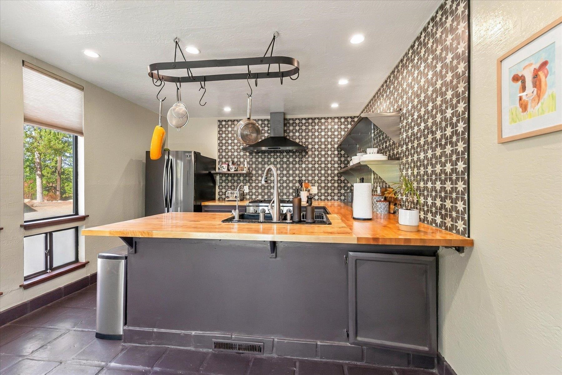 16005 Canterbury Lane