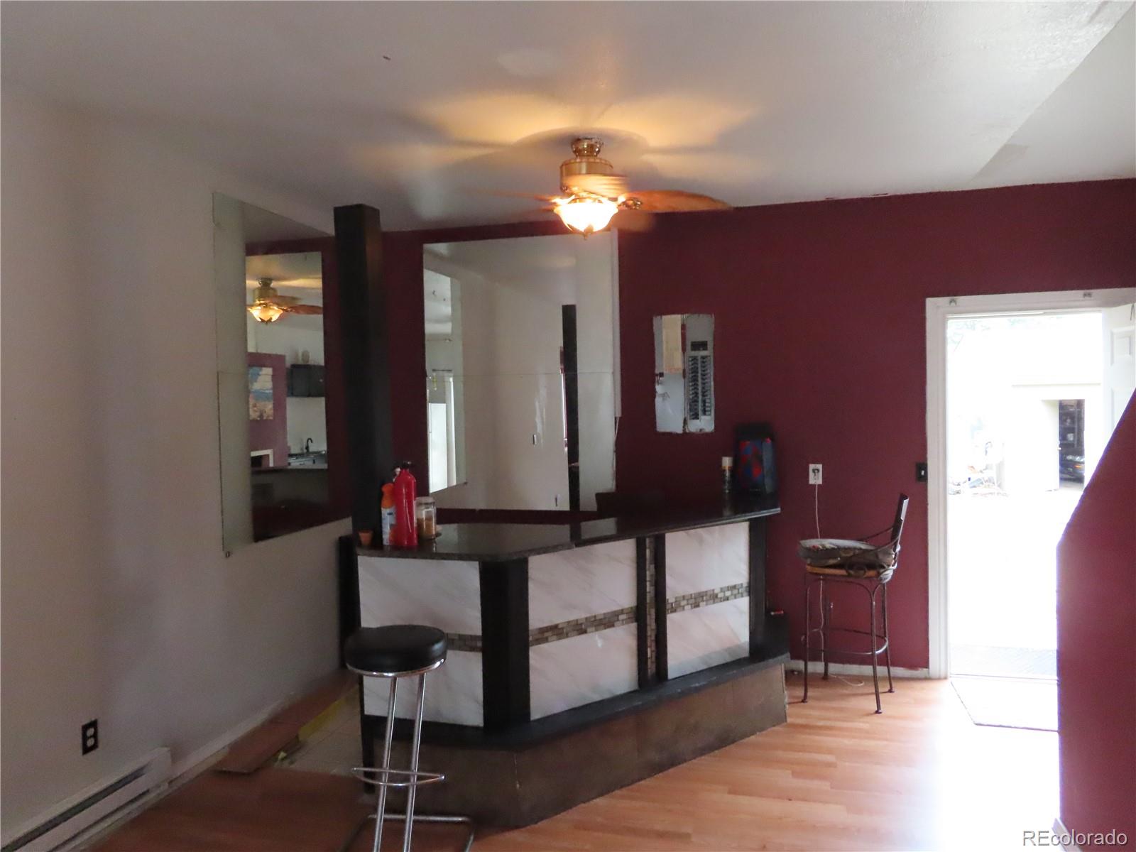 210 S Frances Avenue