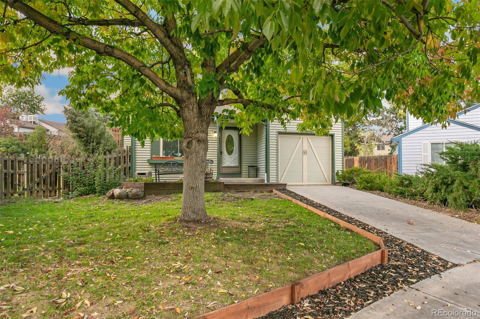 17935 E Columbia Avenue