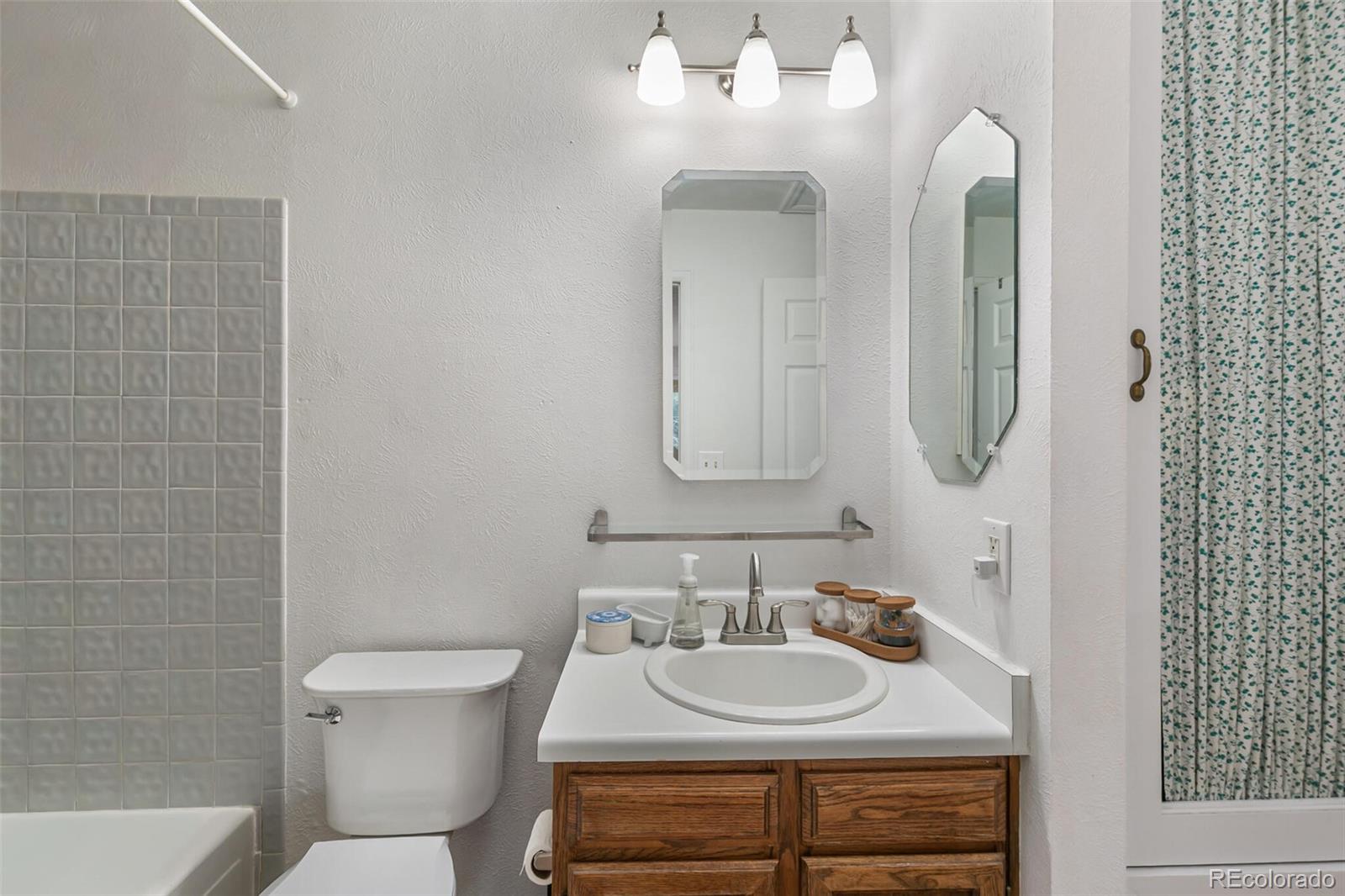 17935 E Columbia Avenue