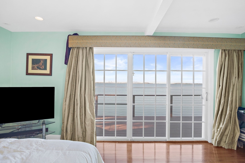 20 Bay View Ave