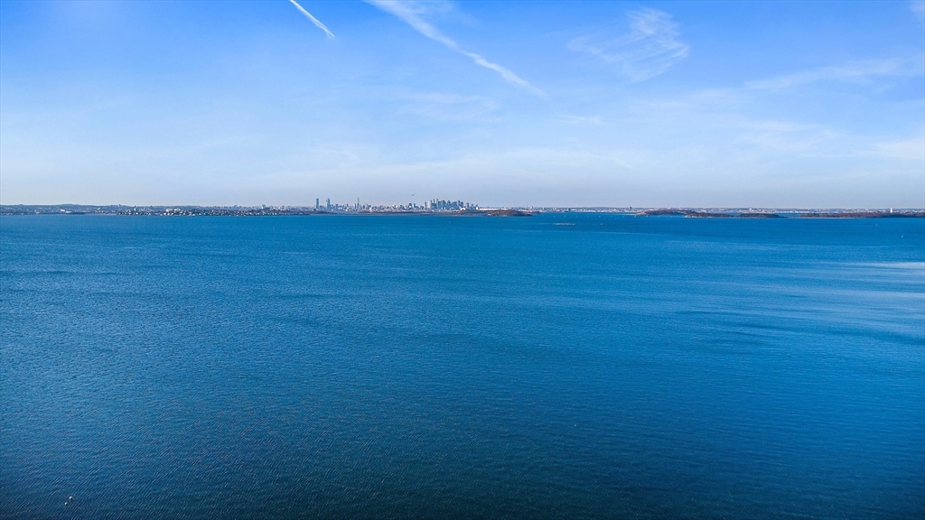 20 Bay View Ave