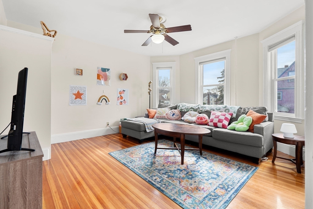 84 Carruth St # 2