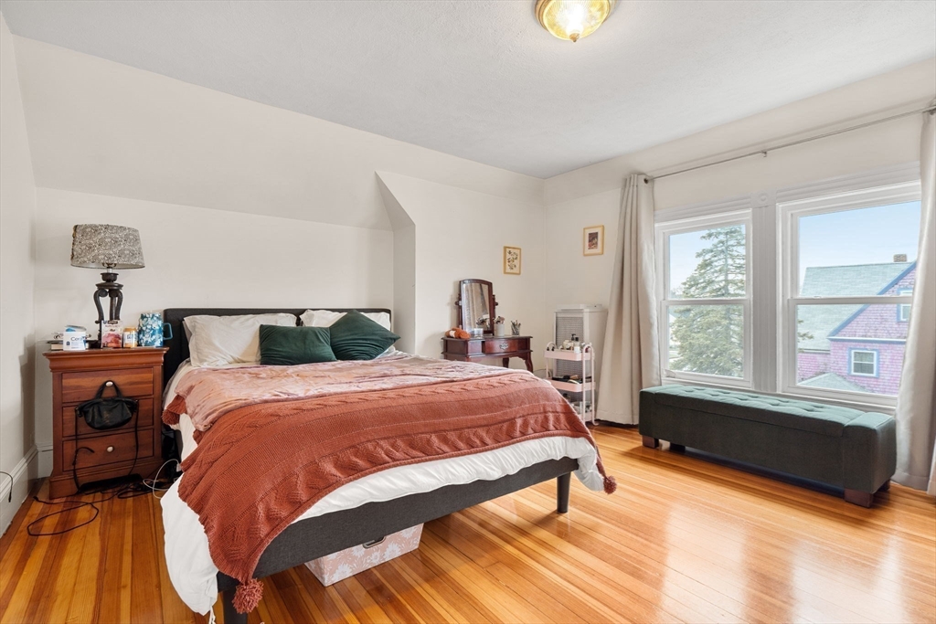 84 Carruth St # 2