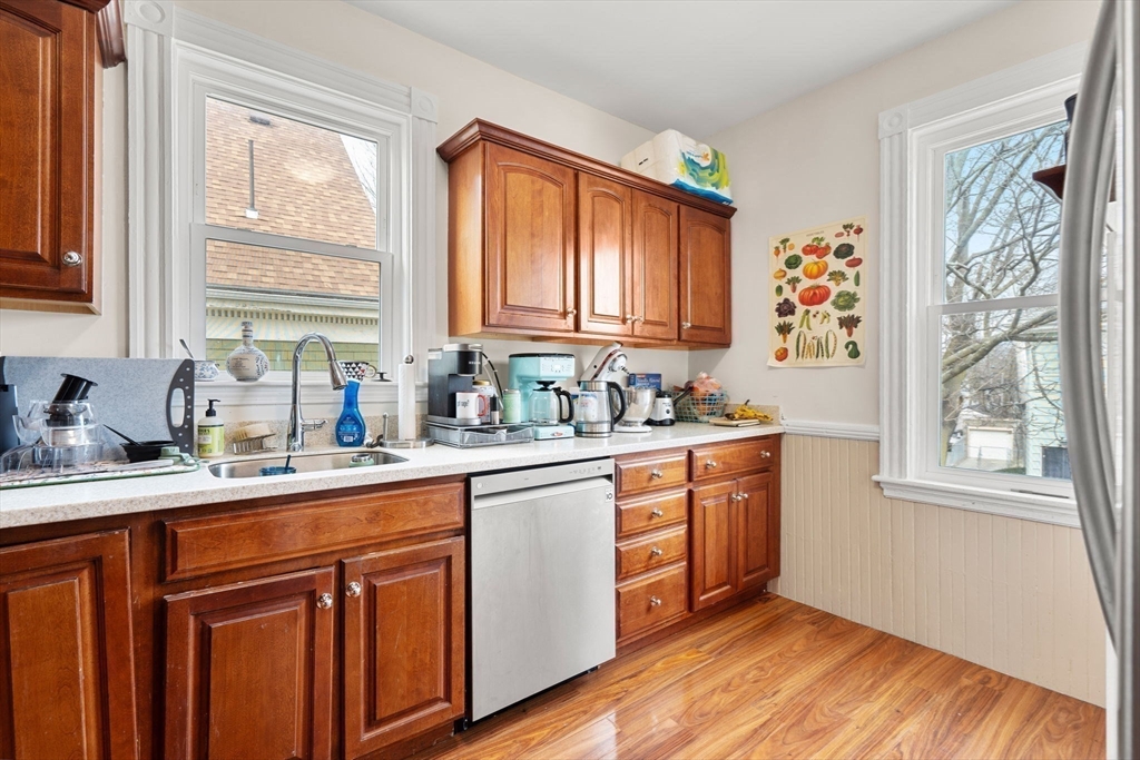 84 Carruth St # 2