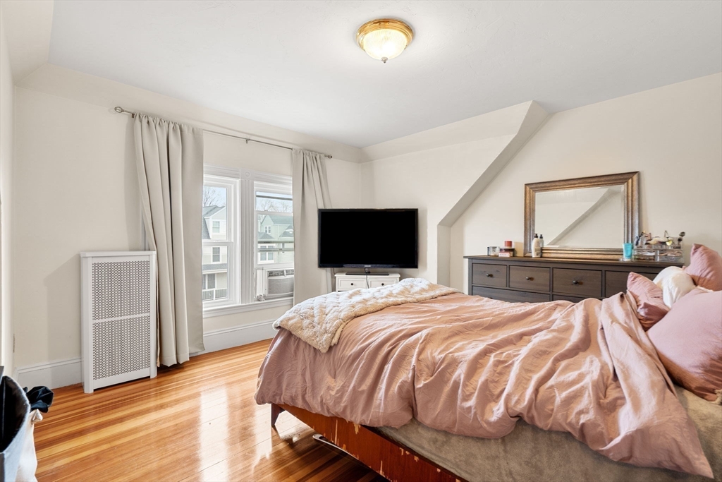 84 Carruth St # 2