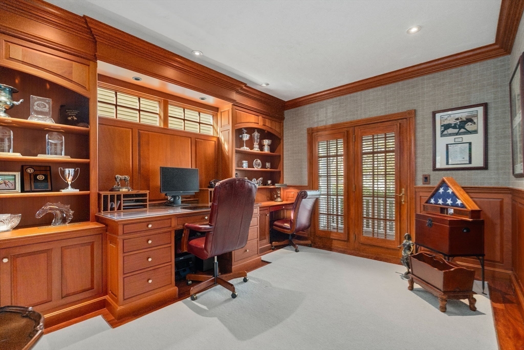 208 Marina Dr