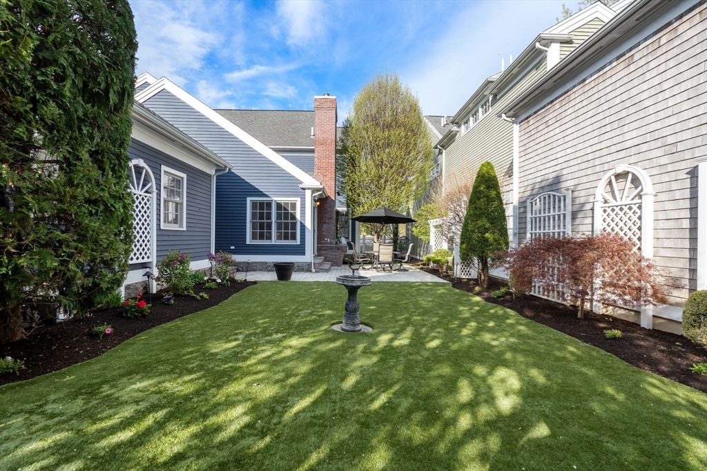 208 Marina Dr