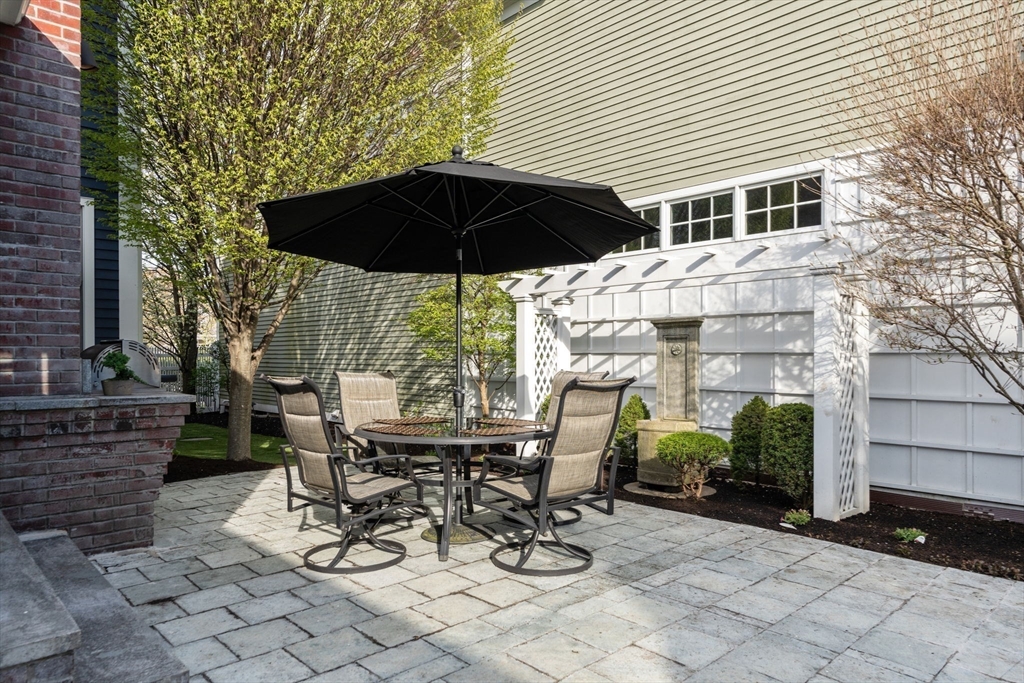 208 Marina Dr