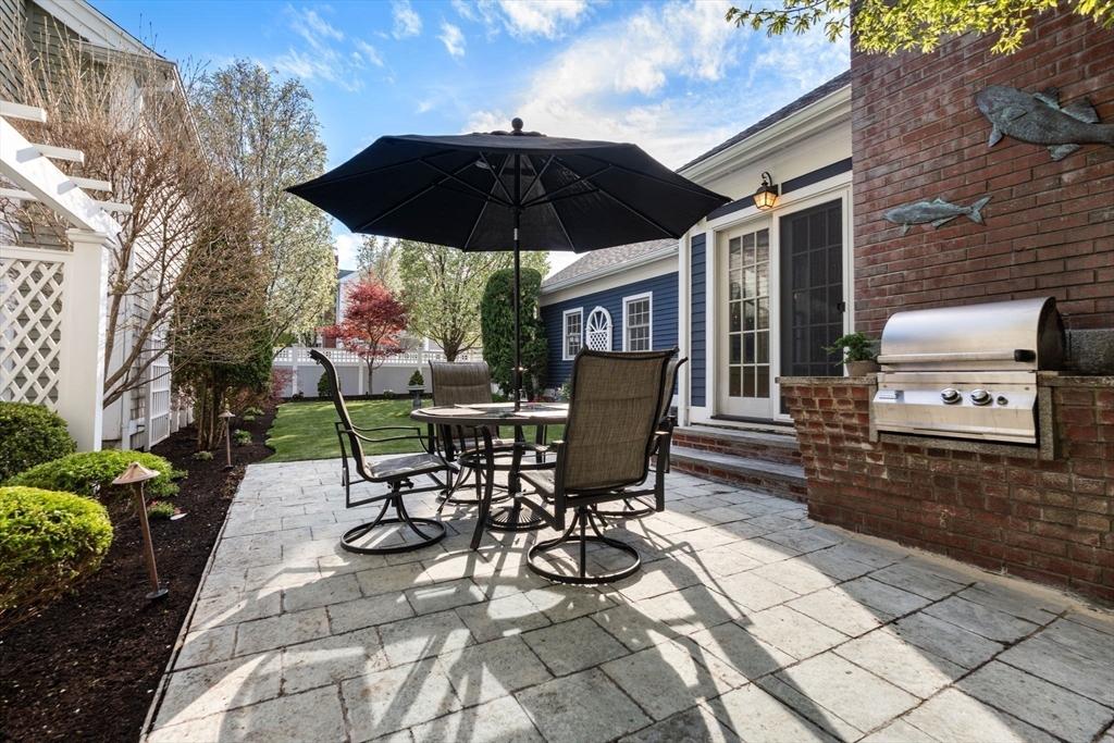 208 Marina Dr