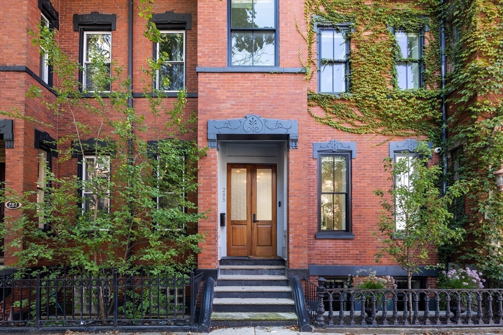 285 K St