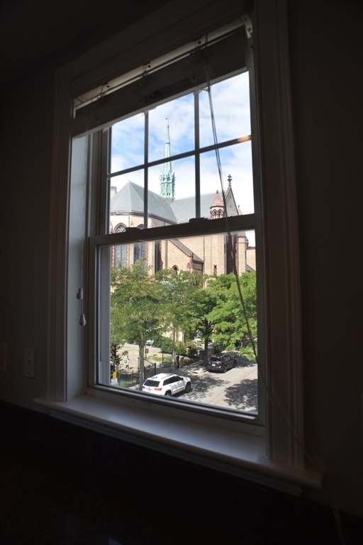 515 E 5th Street # 3