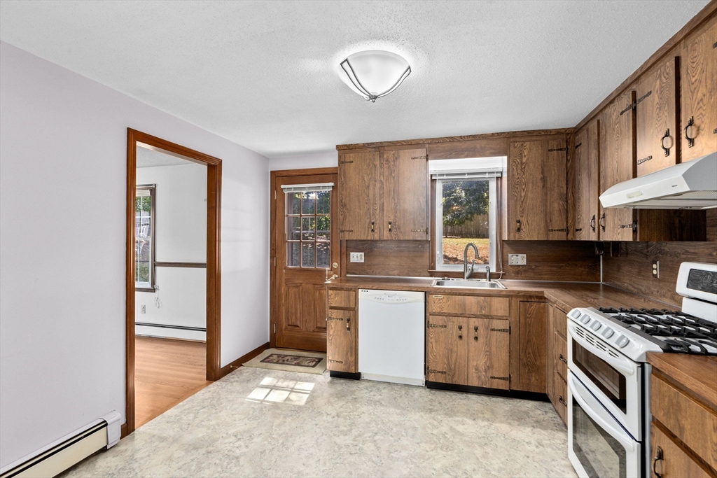 174 Colonial Dr
