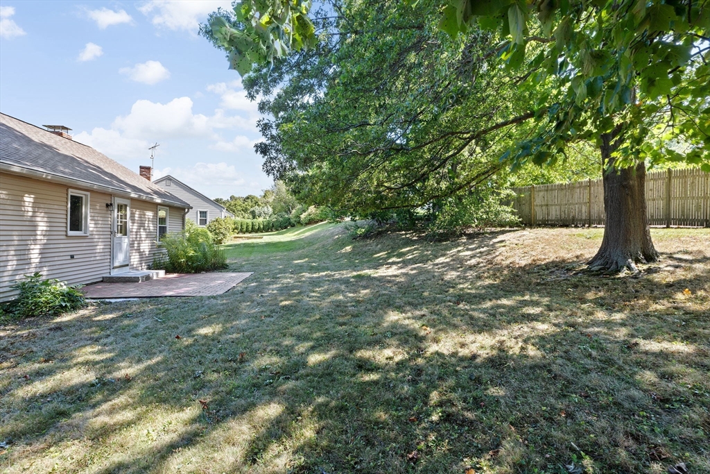 174 Colonial Dr