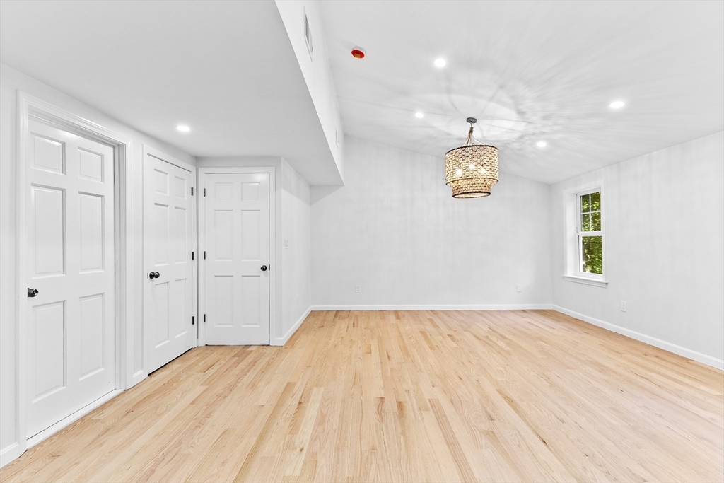 22 Clifford Ct
