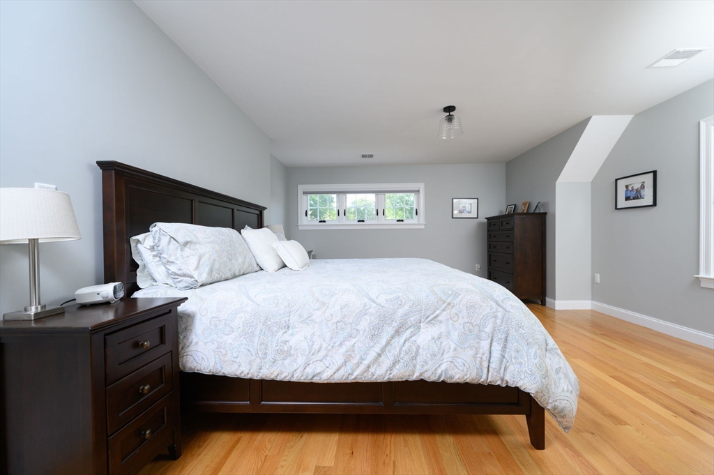 24 Arrowwood St