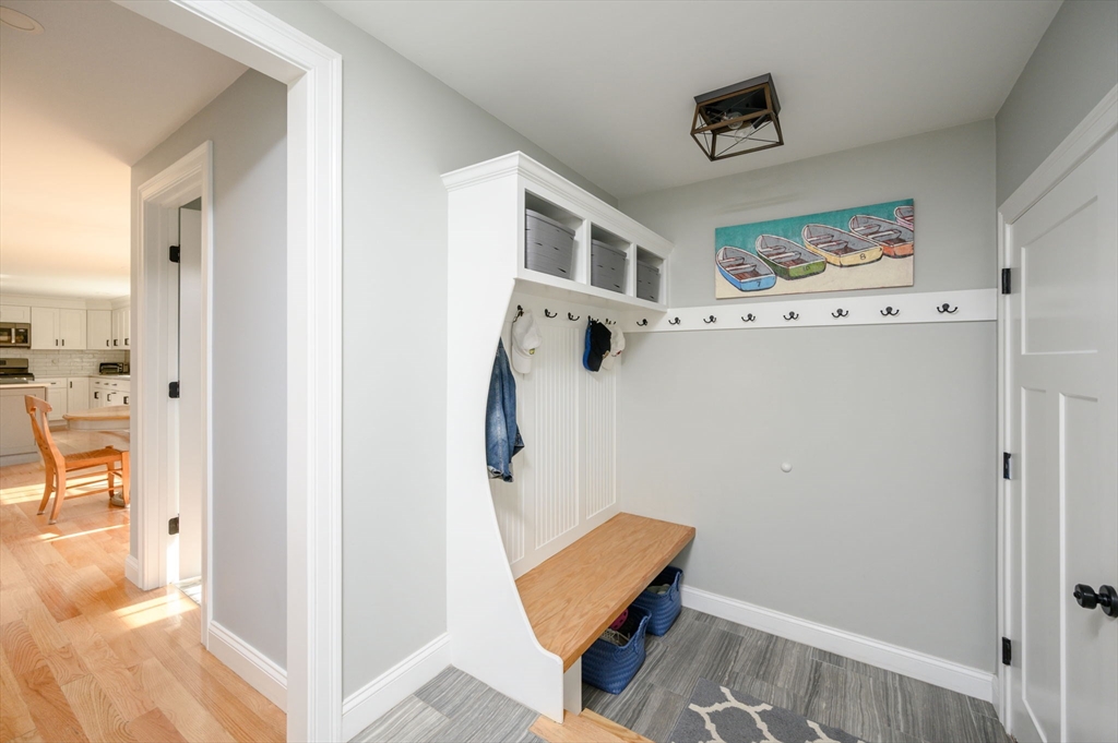 24 Arrowwood St