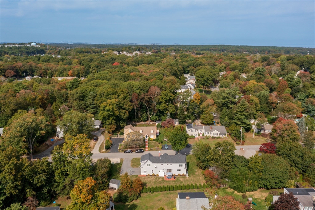 24 Arrowwood St