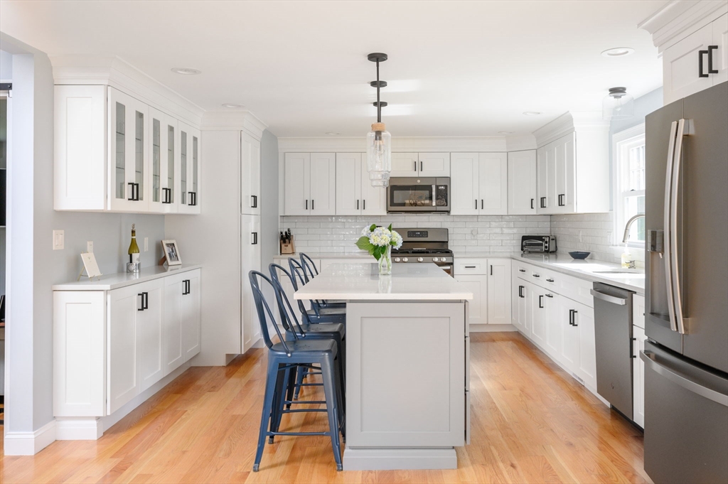 24 Arrowwood St