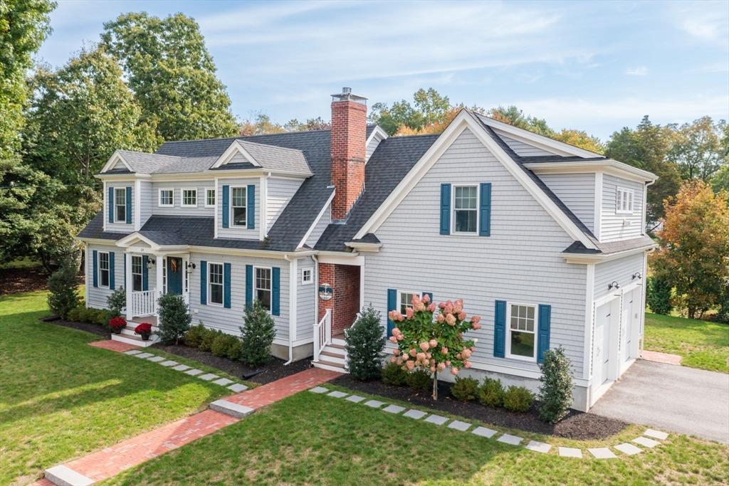 24 Arrowwood St