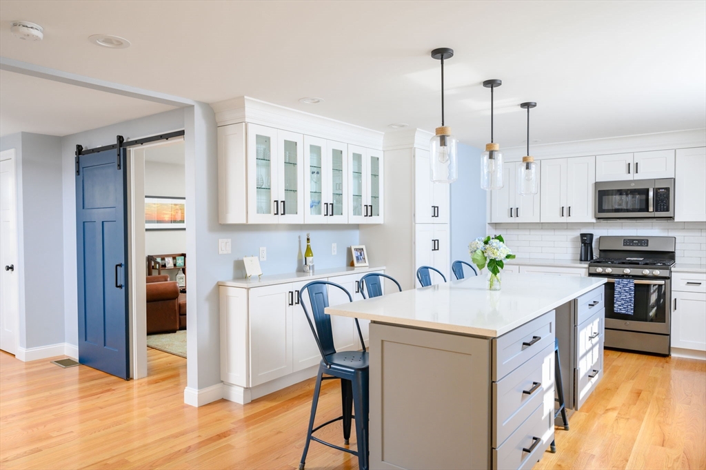 24 Arrowwood St