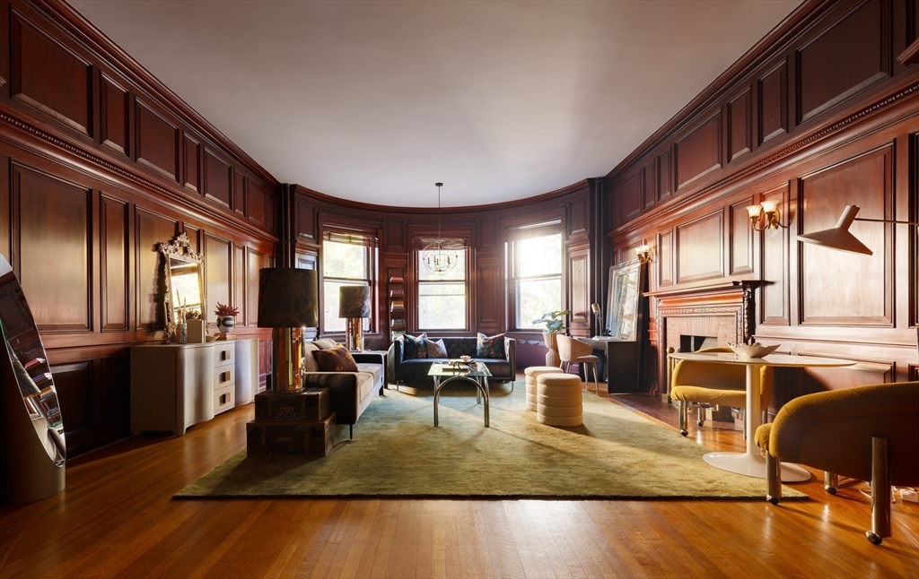 405 Commonwealth Ave # 4