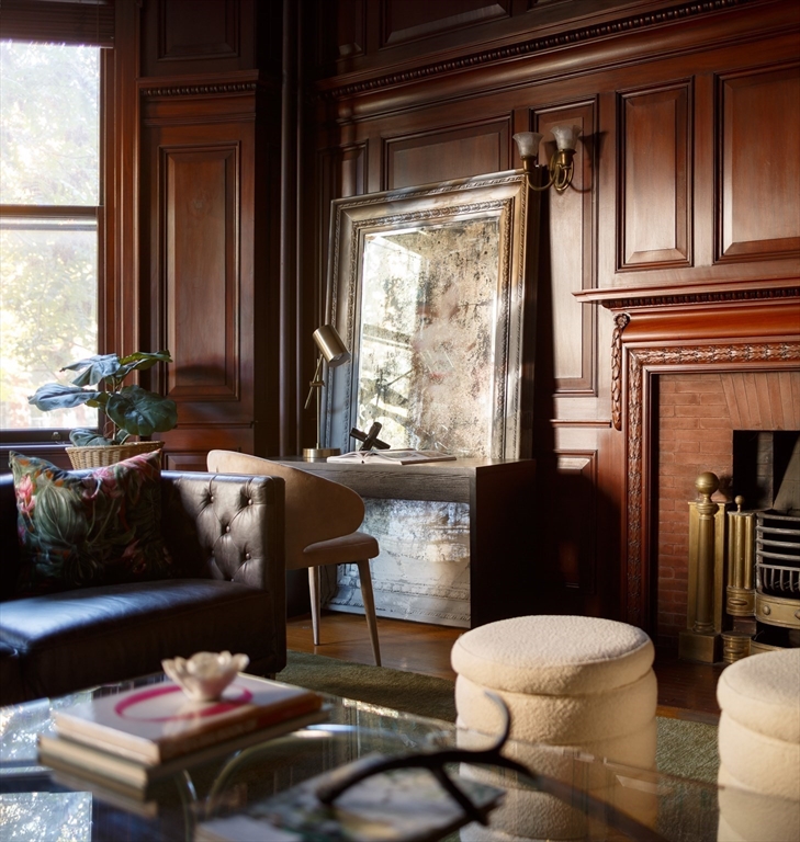 405 Commonwealth Ave # 4