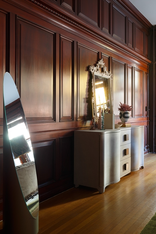 405 Commonwealth Ave # 4