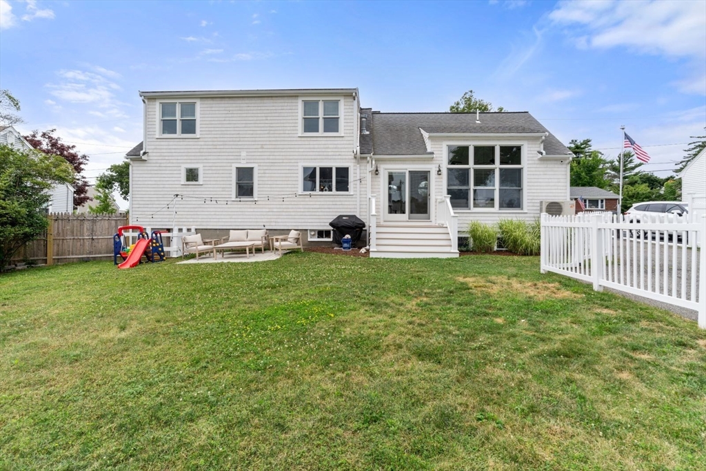 46 Lansdowne St