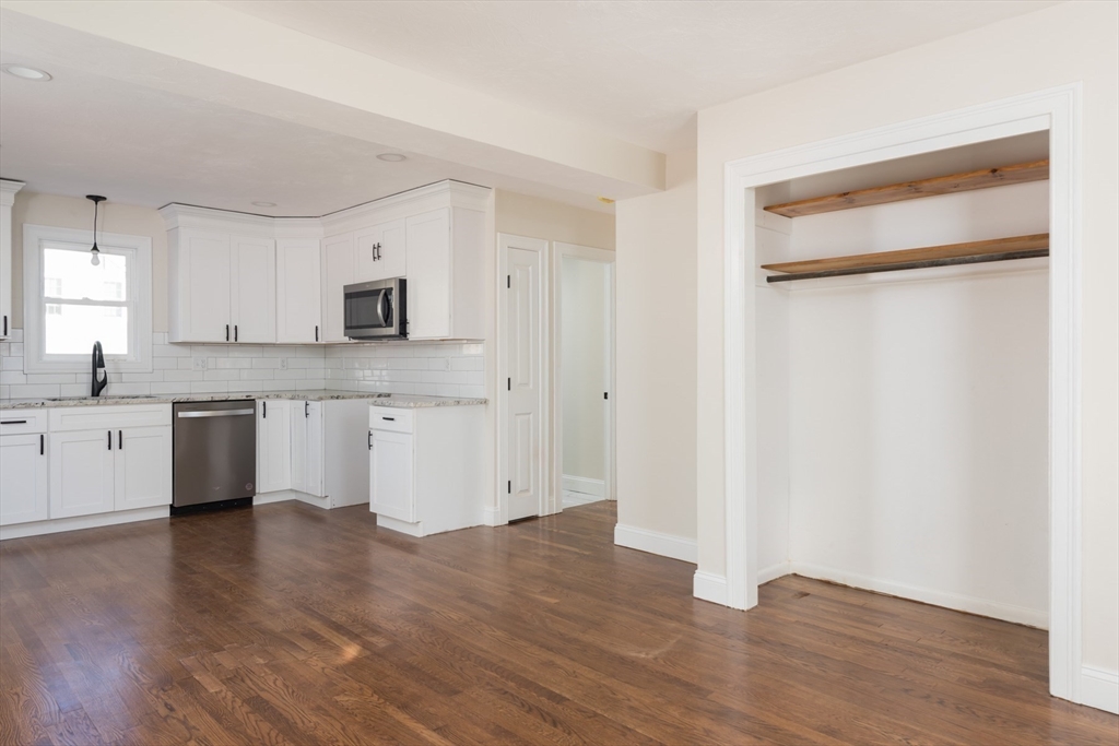 2 Montclair Ave