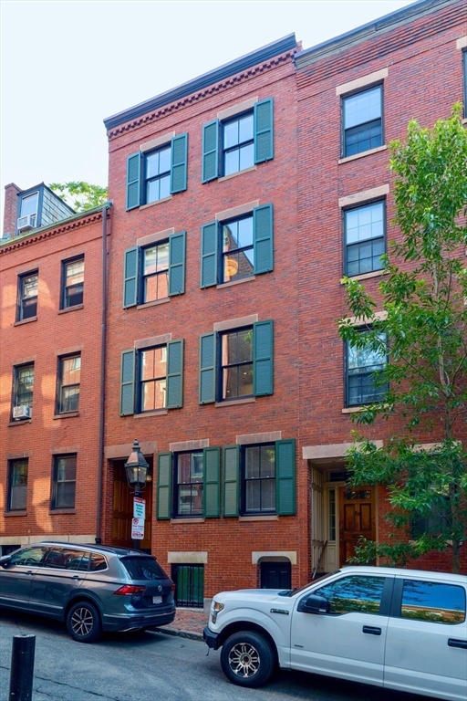 31 South Russell St