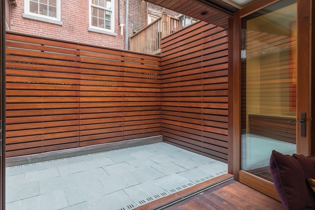 31 South Russell St