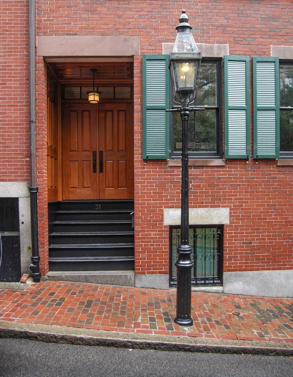 31 South Russell St