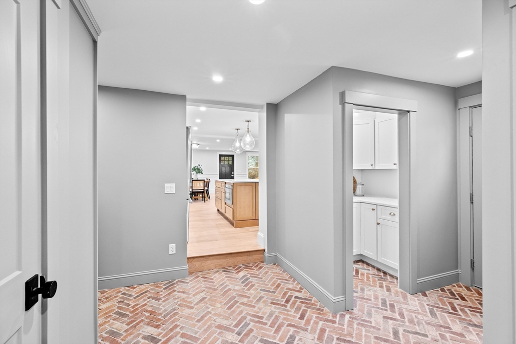 81 Tilden Rd