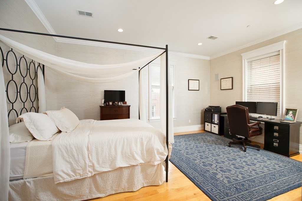 361 W 4th St. # 4