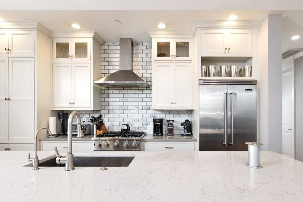 361 W 4th St. # 4