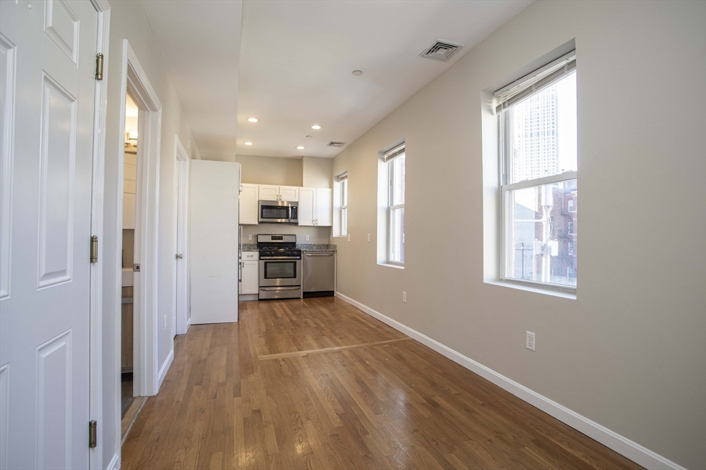 28-30 Cooper St # 2