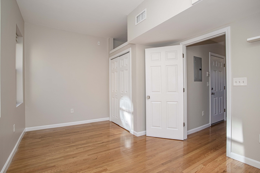 28-30 Cooper St # 2