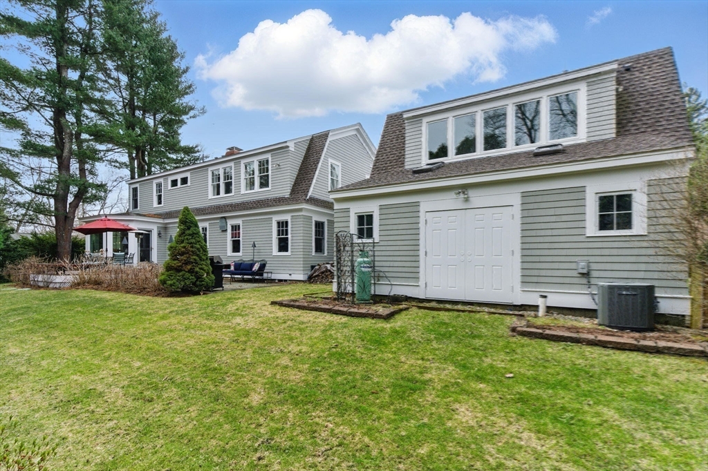 6 Foster Rd