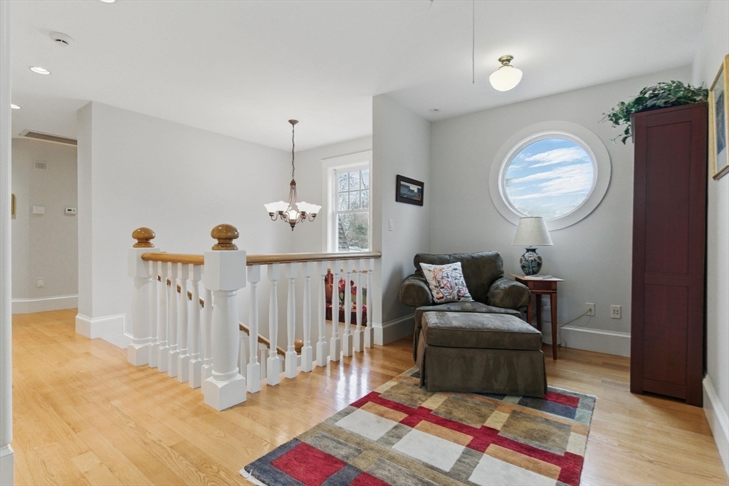 6 Foster Rd