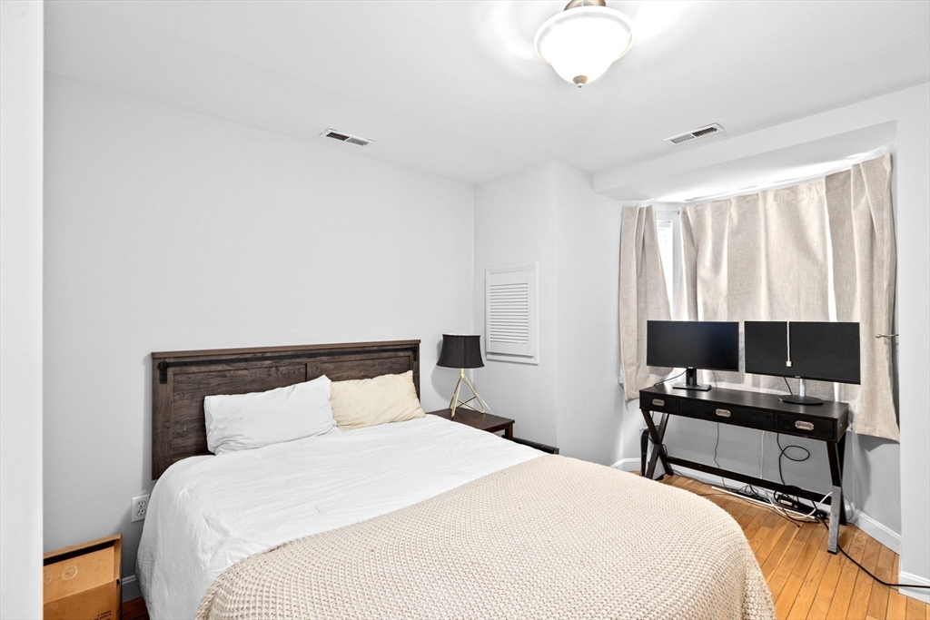 58 Gates St # 1