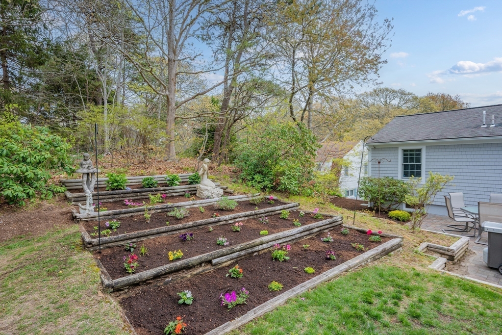 359 Lake Elizabeth Dr