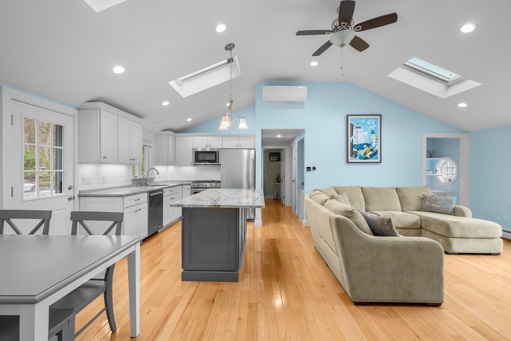 359 Lake Elizabeth Dr