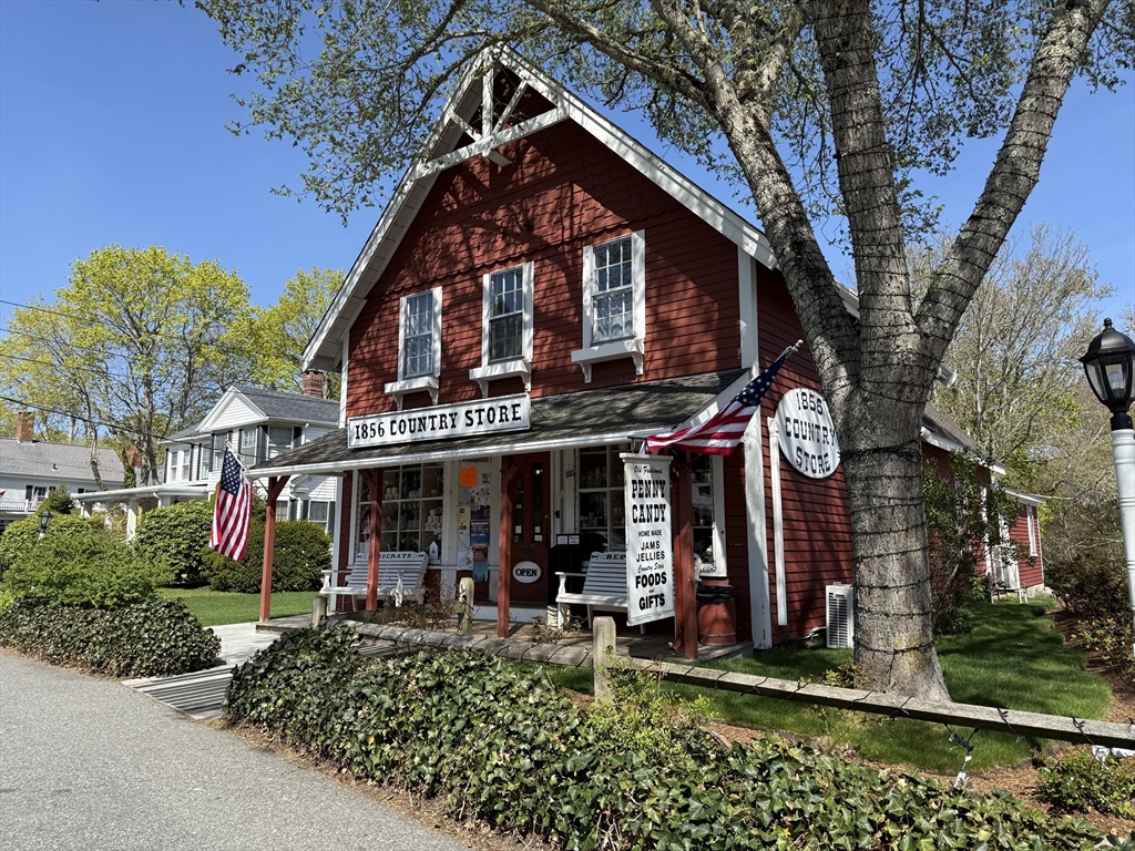 359 Lake Elizabeth Dr