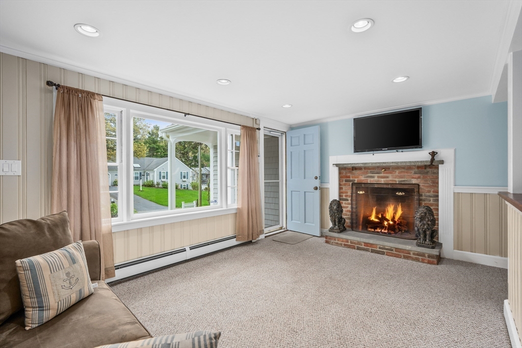 359 Lake Elizabeth Dr