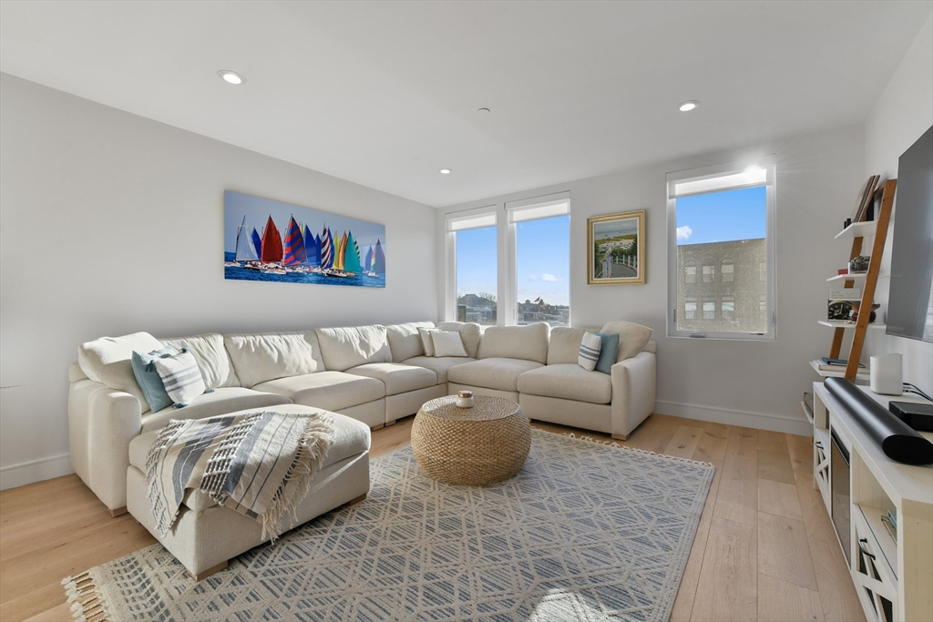 420 West Broadway # 409