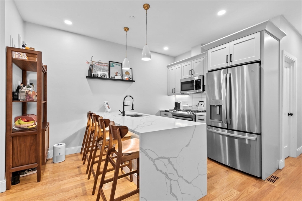176 W 7th St. # 1