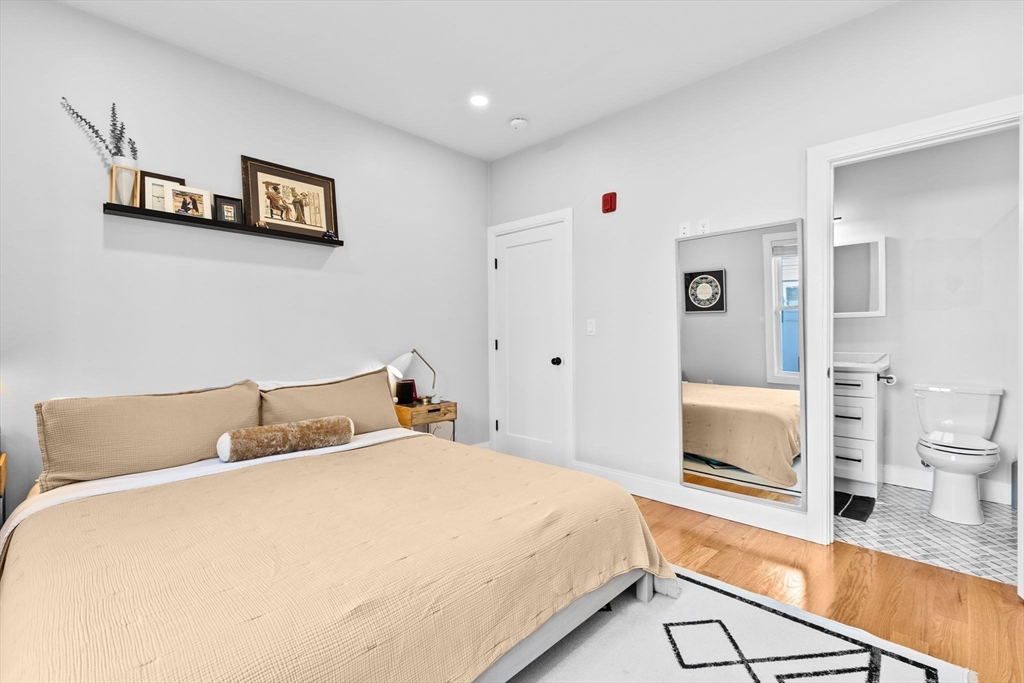 176 W 7th St. # 1